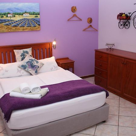 Avenues Guesthouse Mossel Bay Exterior photo
