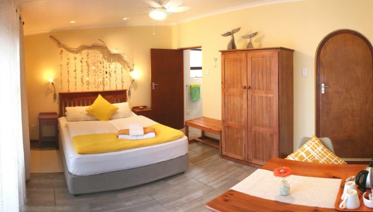 Avenues Guesthouse Mossel Bay Exterior photo